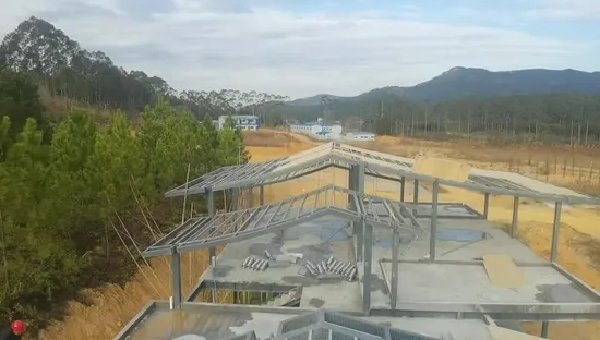 Construction préfabriquée de structure métallique de connexion de boulon maison préfabriquée de maison minuscule à vendre